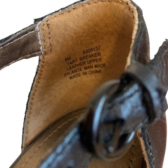 Kenneth Cole Reaction Women’s Tart Breaker Heels Leather Black Size 8 - Picture 9 of 9